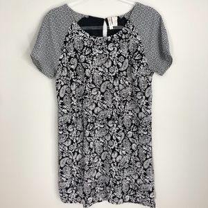Japna Black White Short Sleeve Shift Dress M
